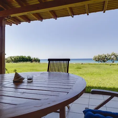 Ferienhaus Kaloutsikos Sea Side
